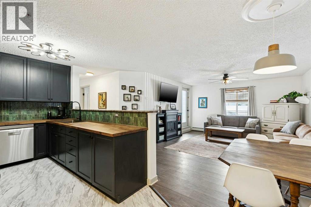 Single Family House for Sale in   Royal Birch Boulevard Royal Oak Calgary 