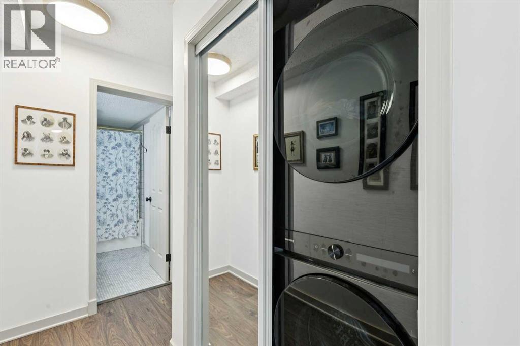 Single Family House for Sale in   Royal Birch Boulevard Royal Oak Calgary 