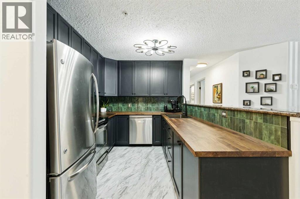 Single Family House for Sale in   Royal Birch Boulevard Royal Oak Calgary 