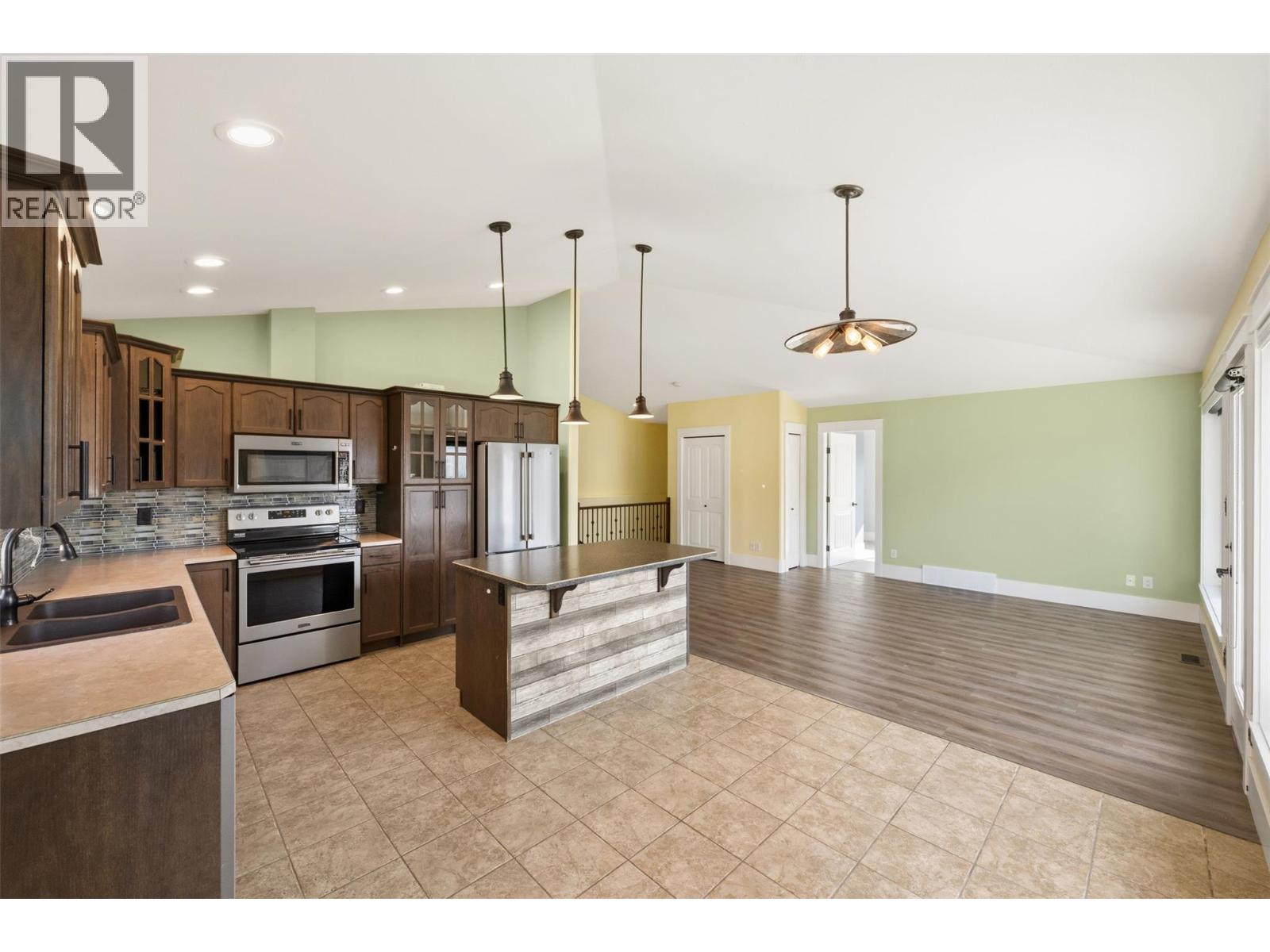 4400 McLean Creek Road Unit# 109, Okanagan Falls