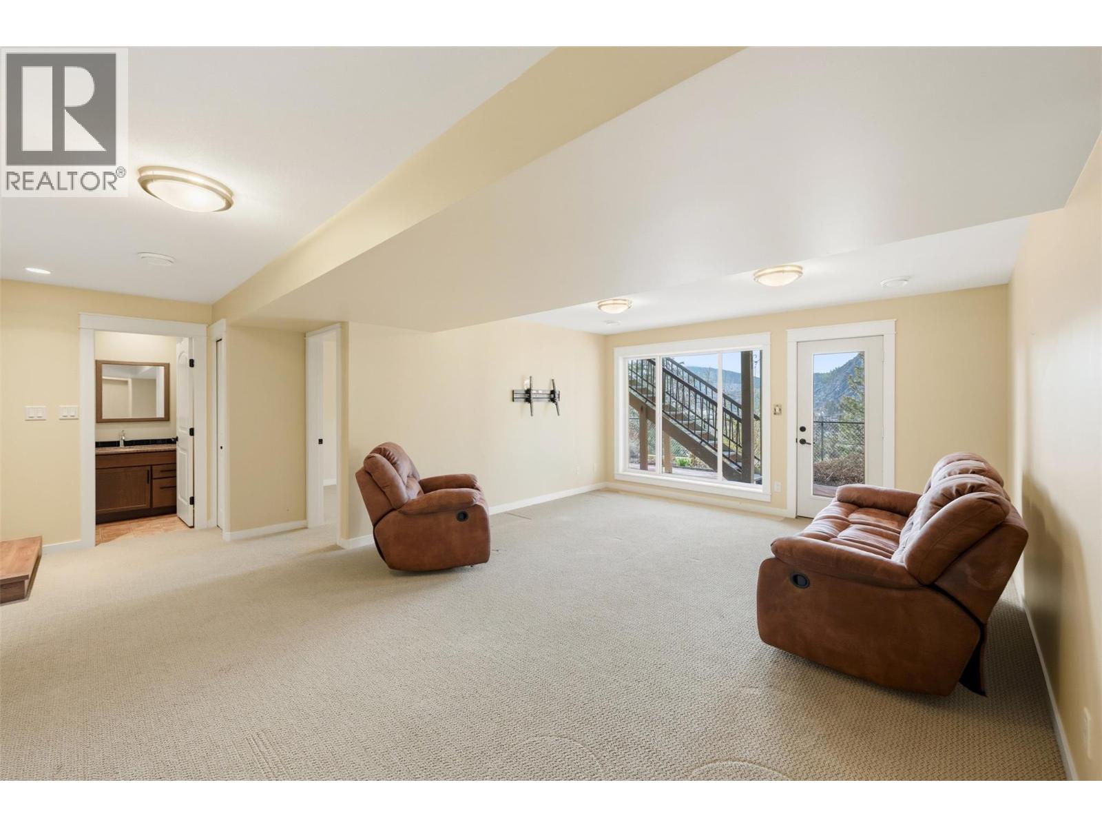 4400 McLean Creek Road Unit# 109, Okanagan Falls