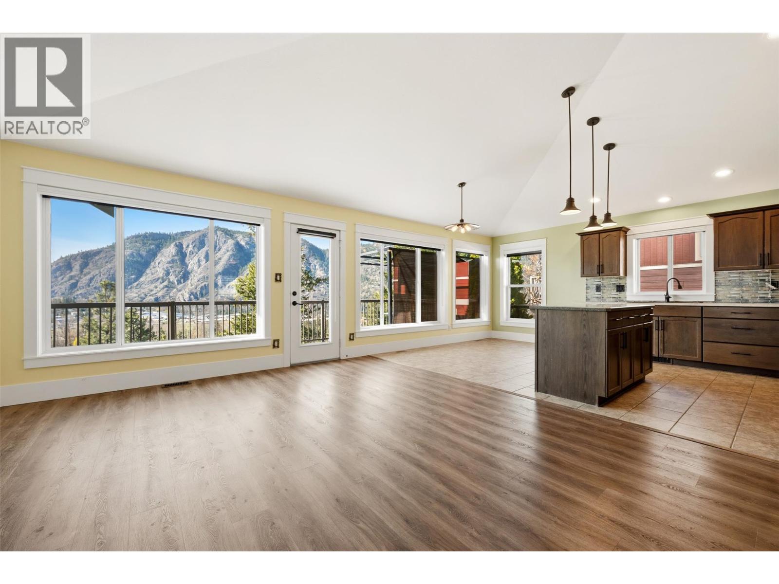 4400 McLean Creek Road Unit# 109, Okanagan Falls
