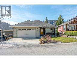 109 4400 McLean Creek Road, Okanagan Falls