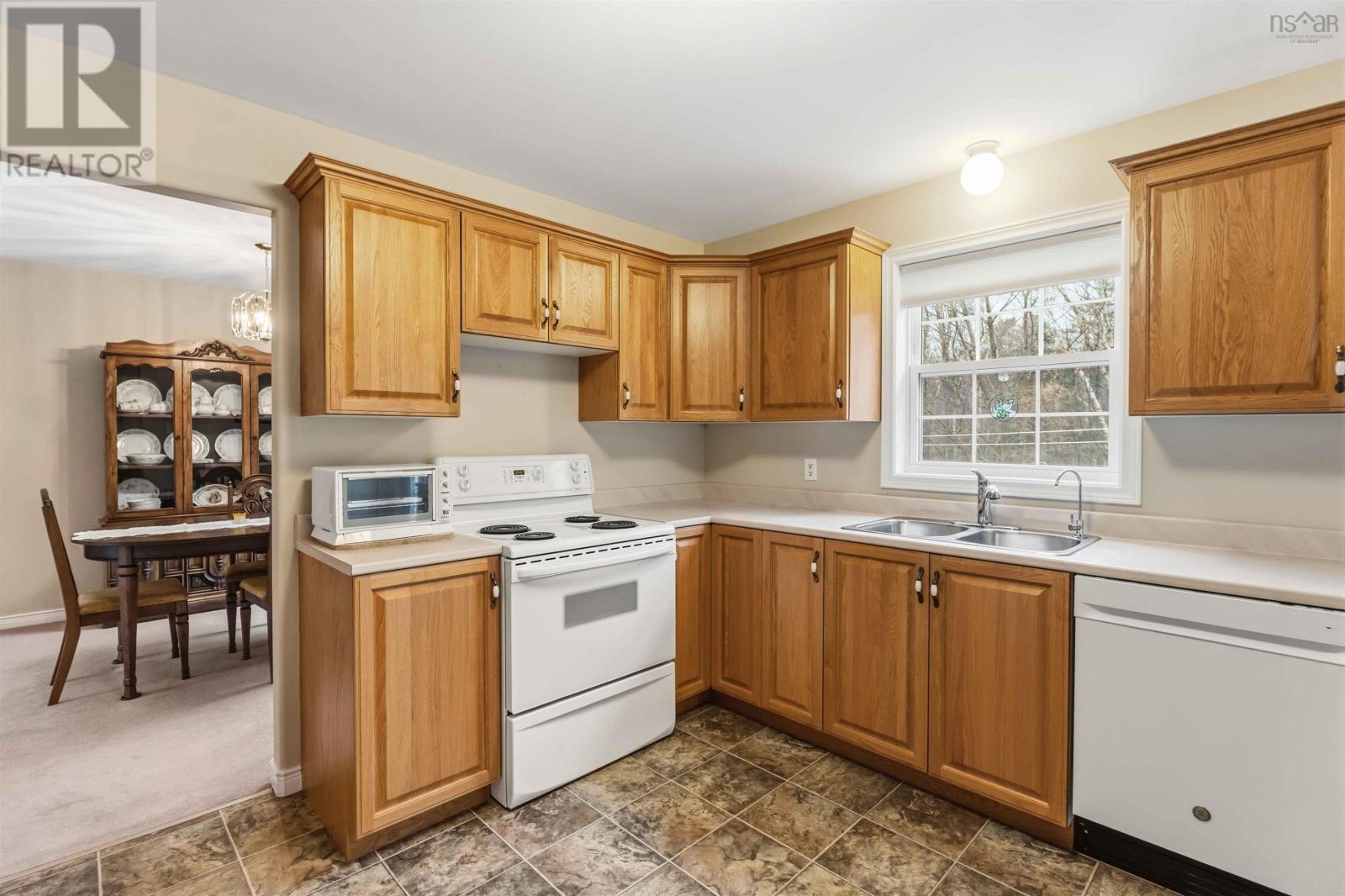 Property 26 of 36 of 3 Acadia Drive