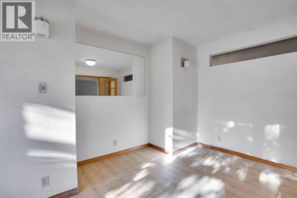 Single Family House Bungalow for Sale in  Kelwood Drive SW Glendale Calgary 