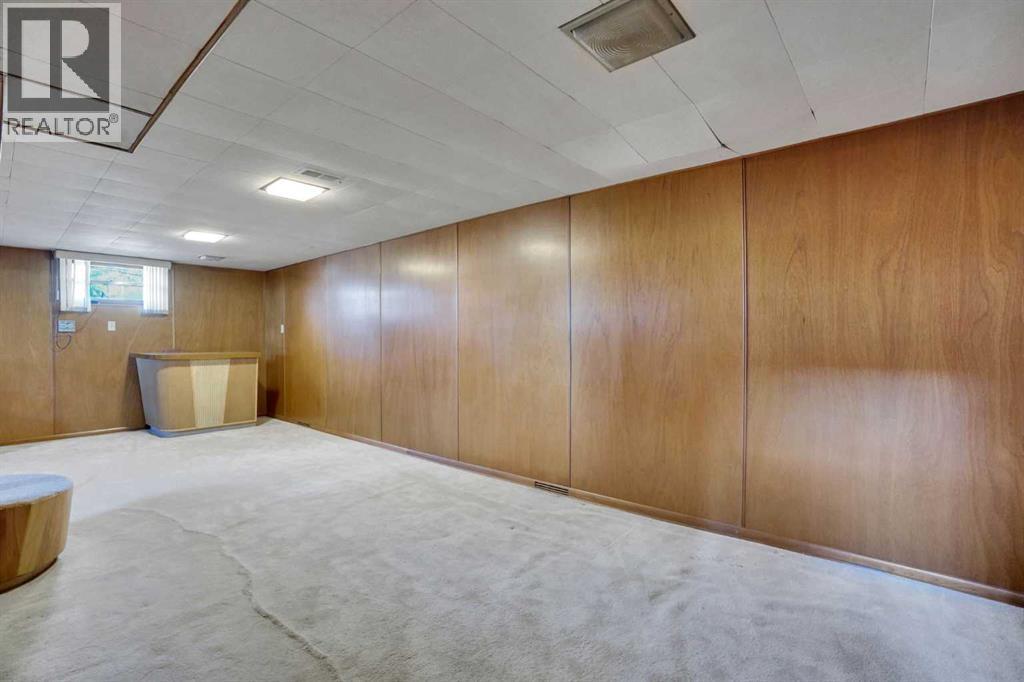 Single Family House Bungalow for Sale in  Kelwood Drive SW Glendale Calgary 