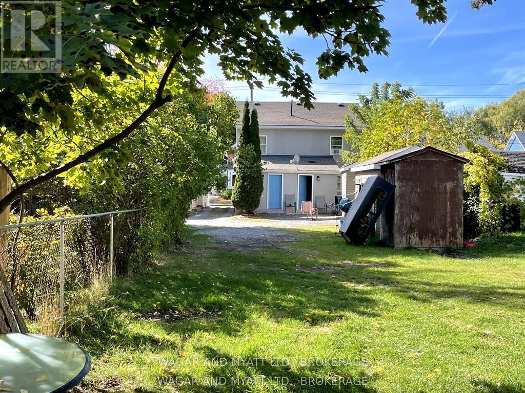 157-159 CENTRE STREET N - 6