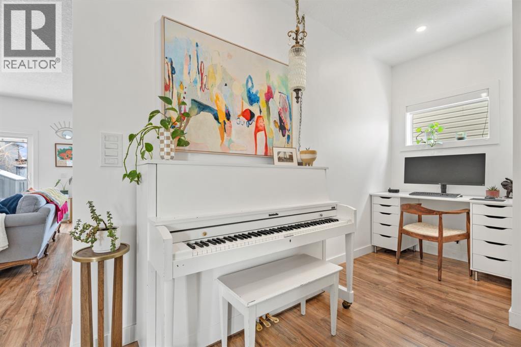 Single Family House for Sale in  Chapalina Common SE Chaparral Calgary 