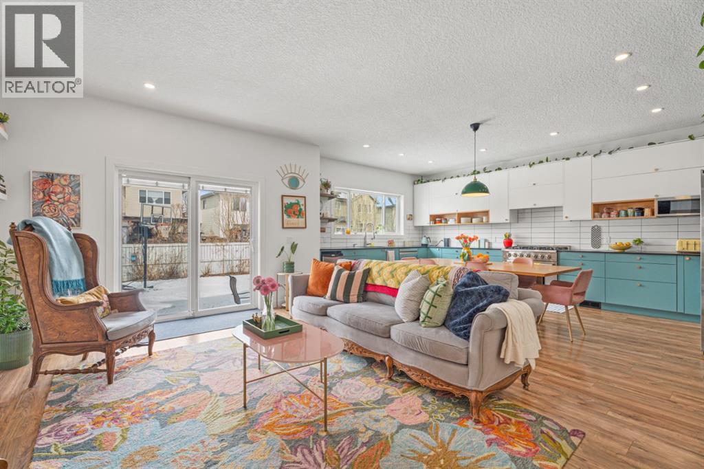 Single Family House for Sale in  Chapalina Common SE Chaparral Calgary 