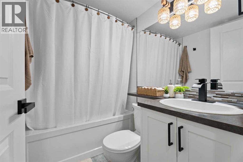 Single Family House for Sale in    Avenue SW Mission Calgary 