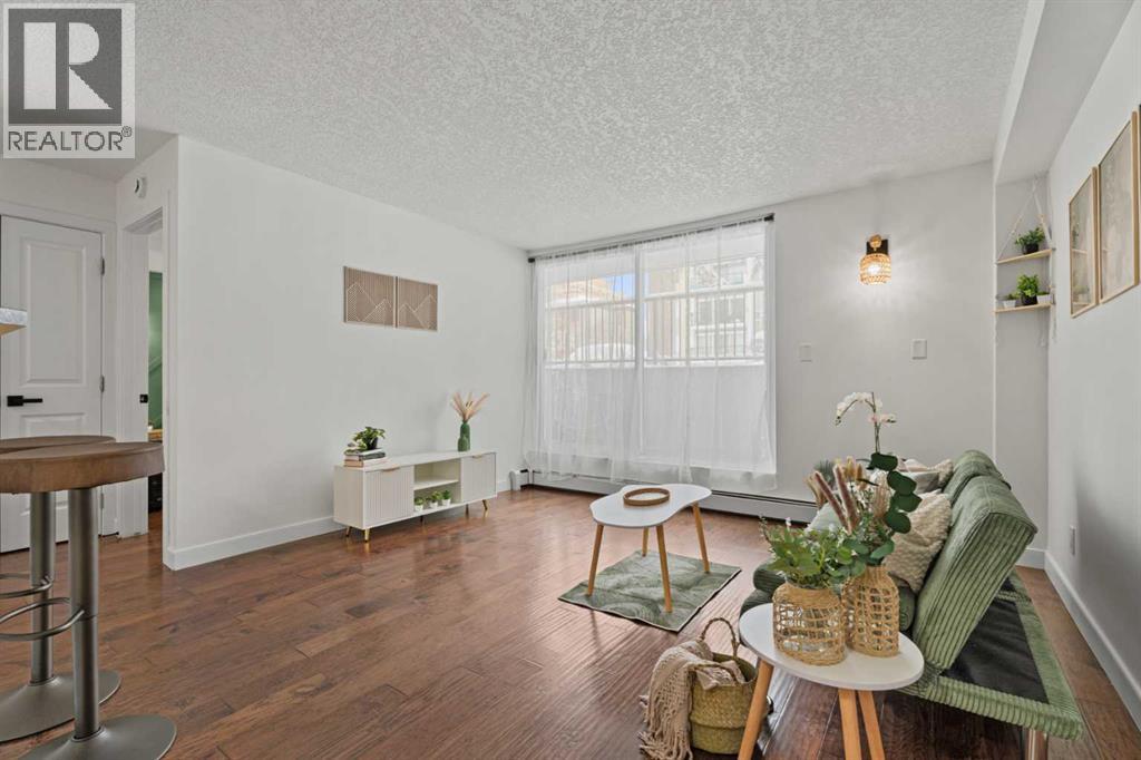 Single Family House for Sale in    Avenue SW Mission Calgary 