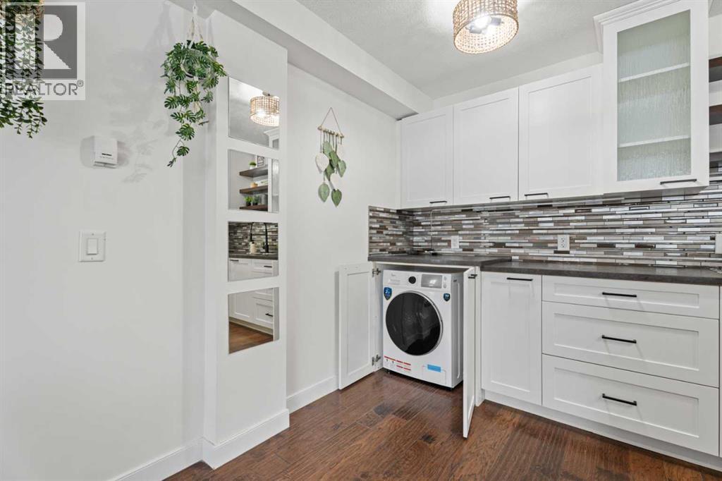 Single Family House for Sale in    Avenue SW Mission Calgary 