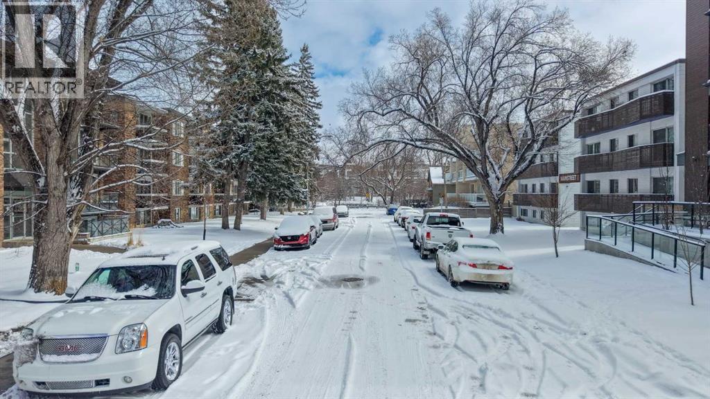 Single Family House for Sale in    Avenue SW Mission Calgary 