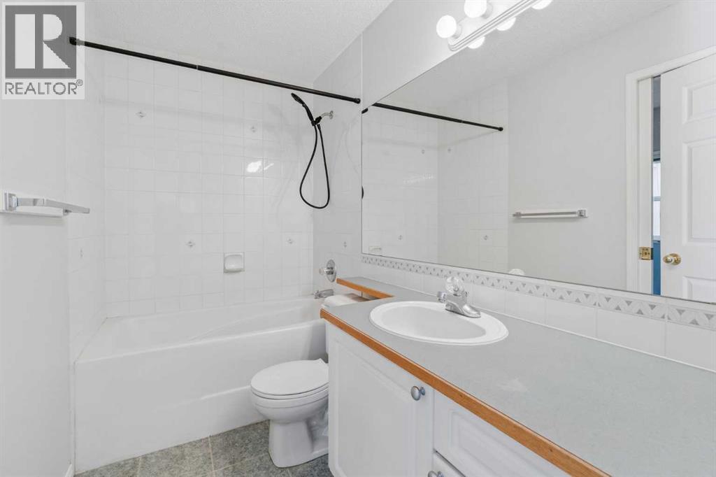 102, 622 56 Avenue SW, Calgary, Alberta