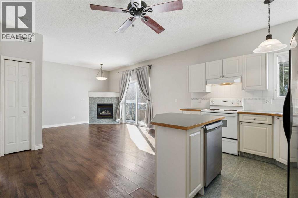 Single Family House for Sale in    Avenue SW Windsor Park Calgary 