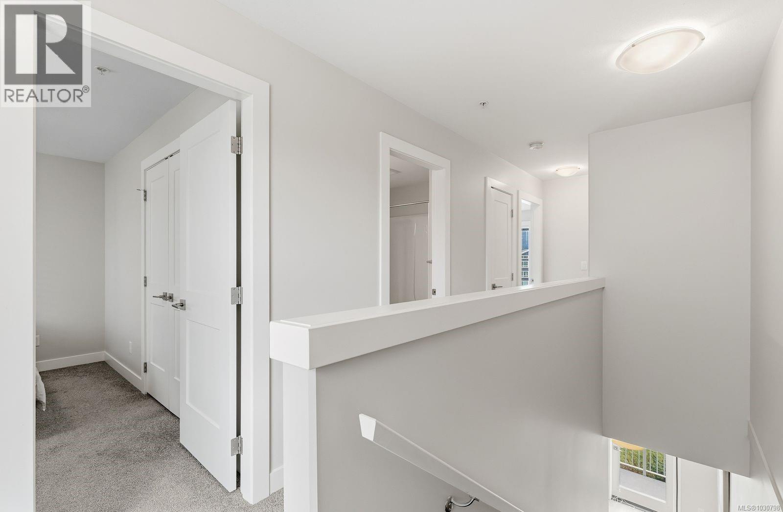 #110 1800 SUMMERHILL PL - 14