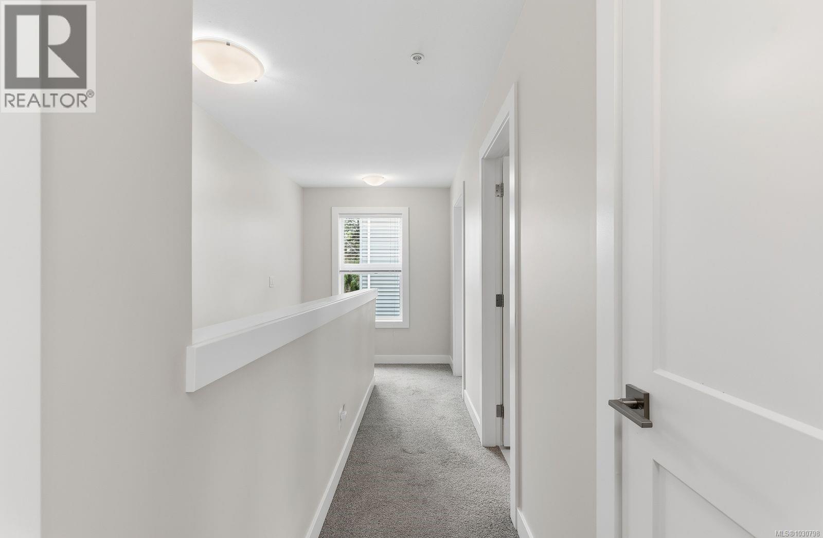 #110 1800 SUMMERHILL PL - 19