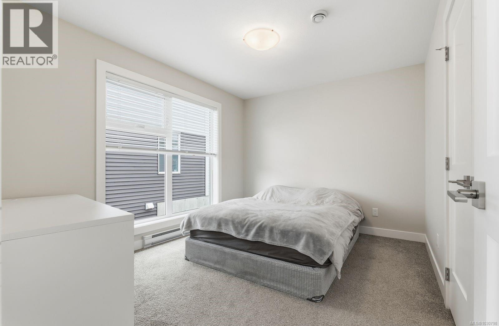 #110 1800 SUMMERHILL PL - 20