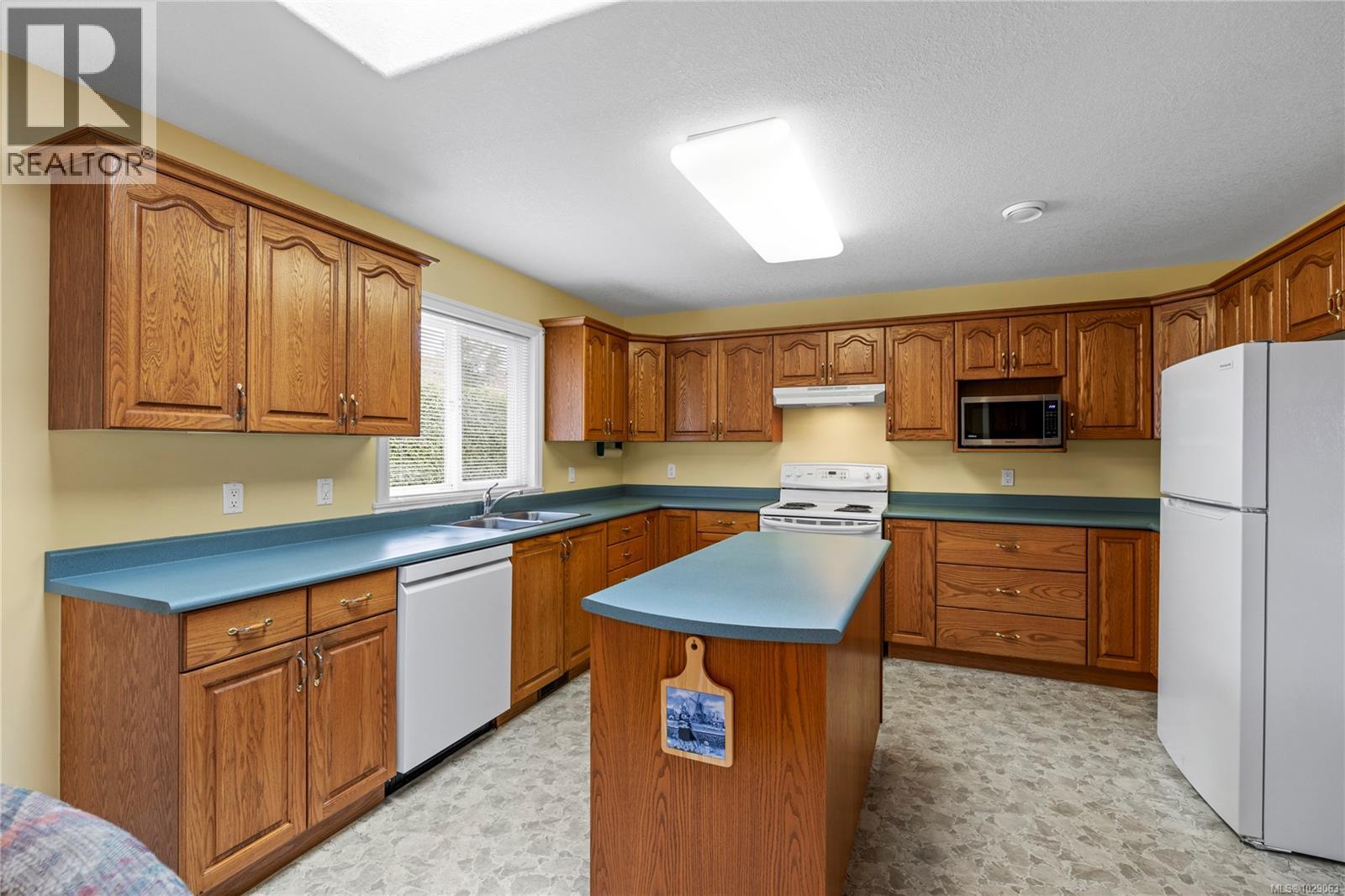 485 SCHLEY PL - Image 2