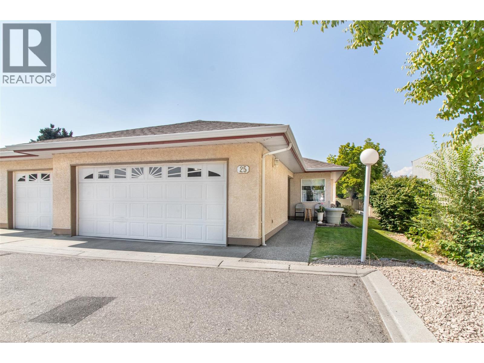 #25-1874 Parkview Crescent, Kelowna