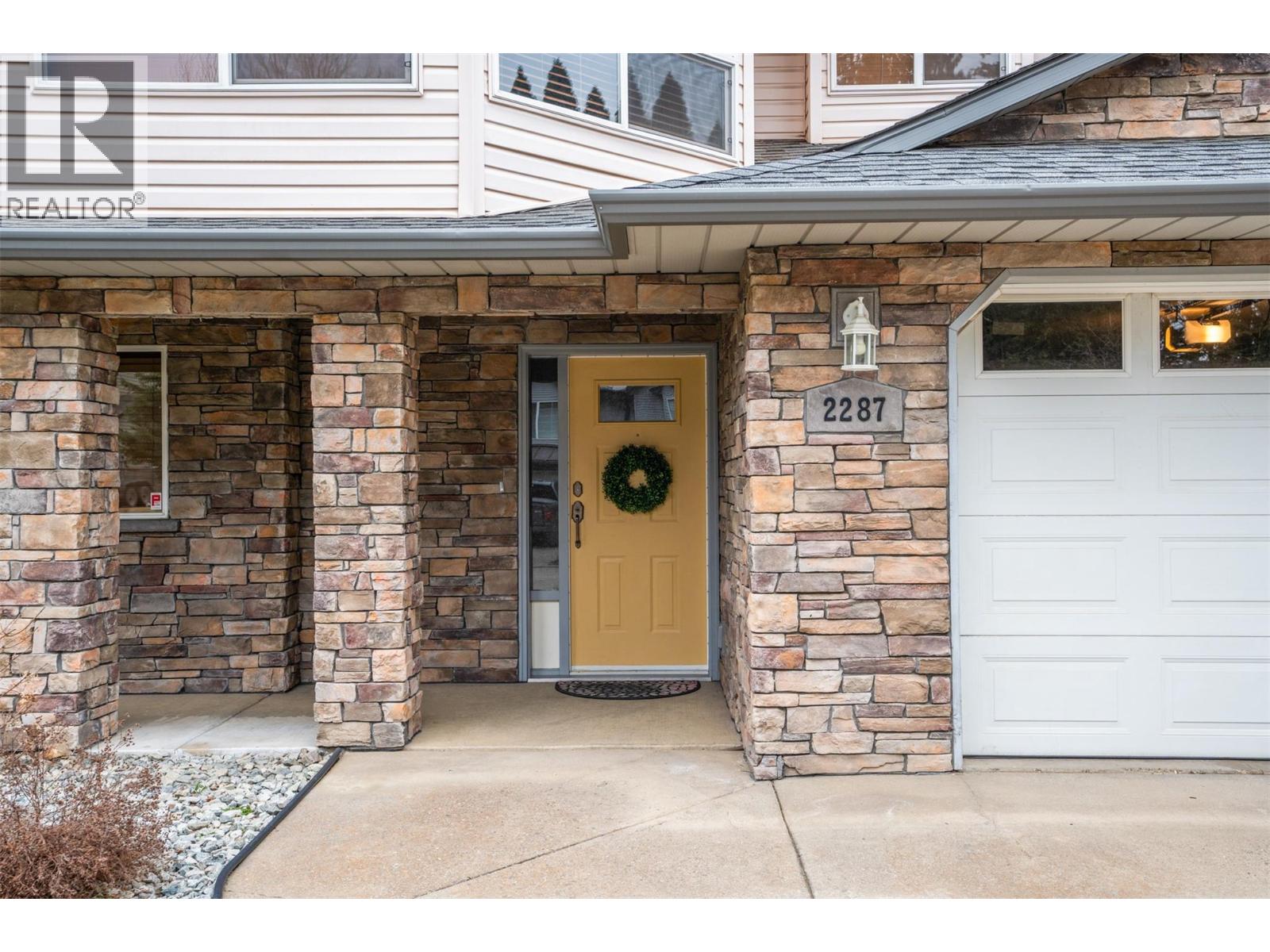 2287 Catt Avenue, Lumby