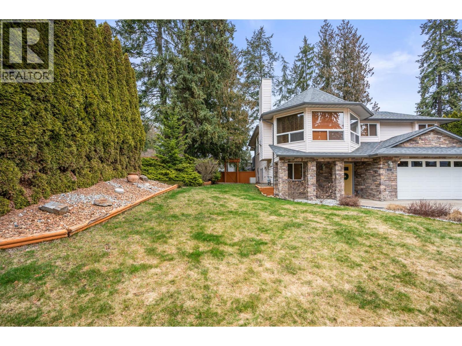 2287 Catt Avenue, Lumby