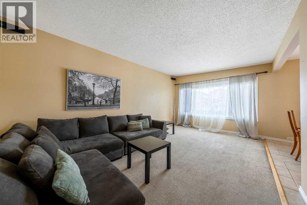 Single Family House Bi-level for Sale in  Mckinnon Drive NE Mayland Heights Calgary 