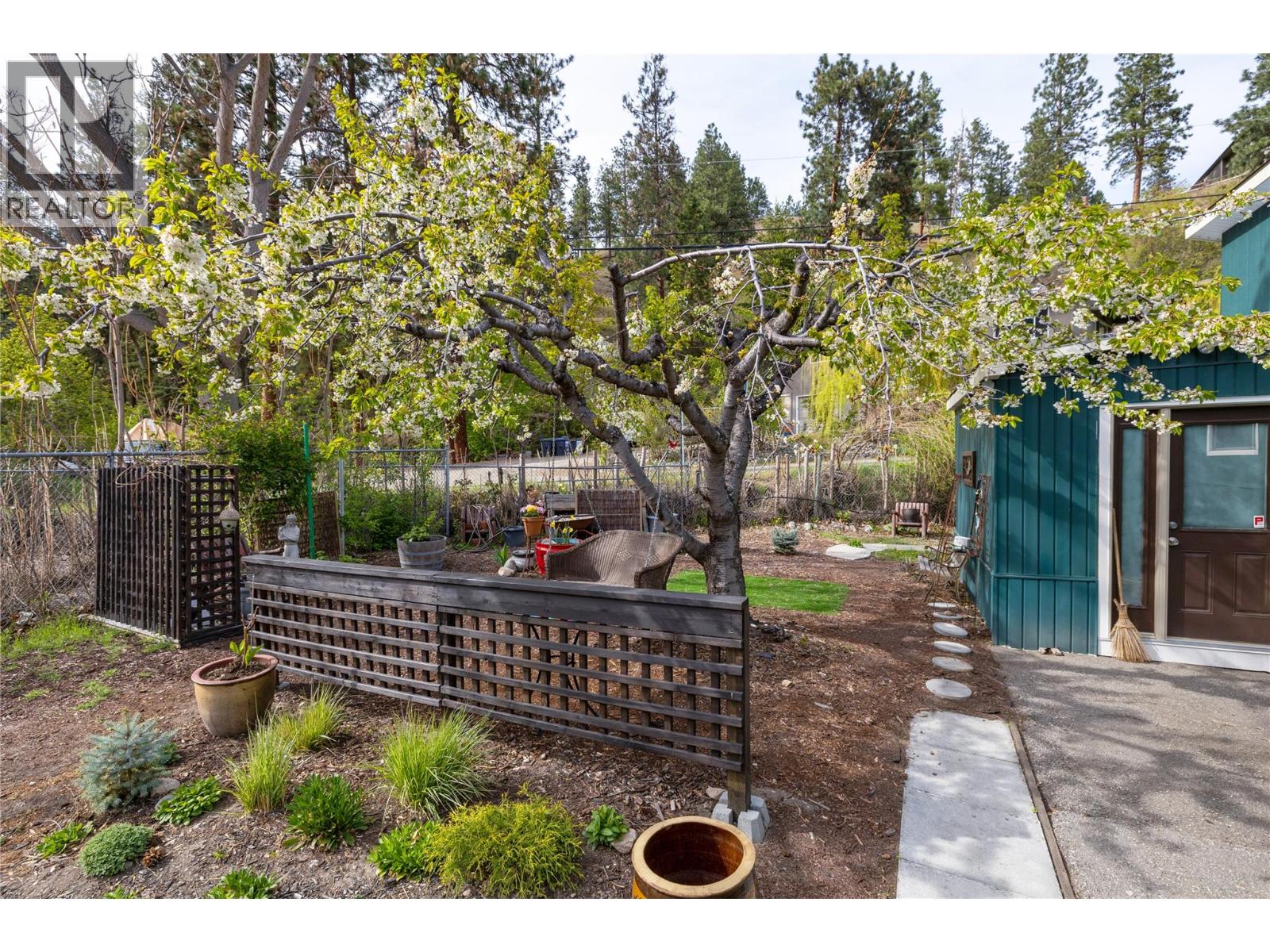 6663 Highway 97 S Unit# 11, Peachland