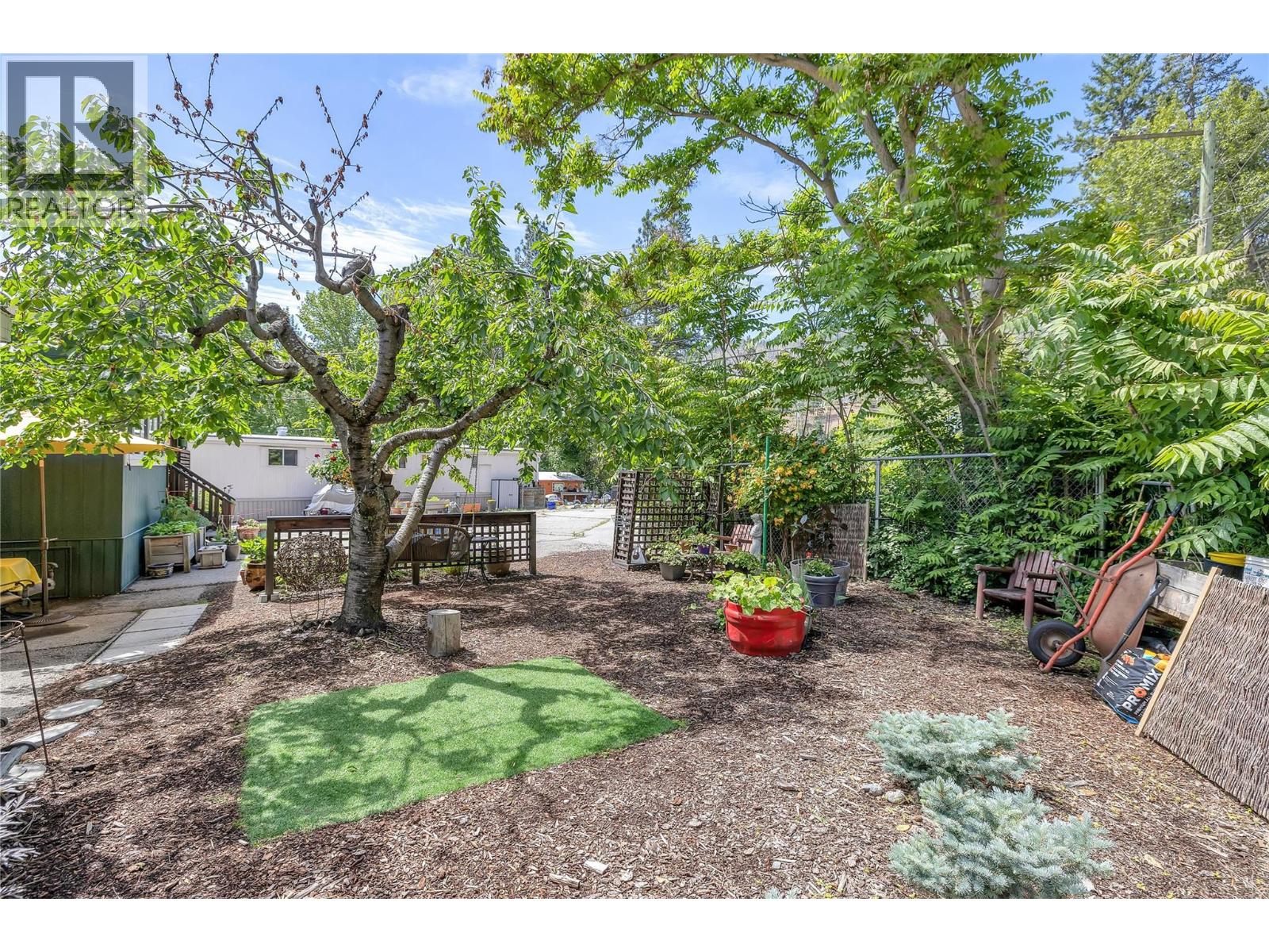 6663 Highway 97 S Unit# 11, Peachland