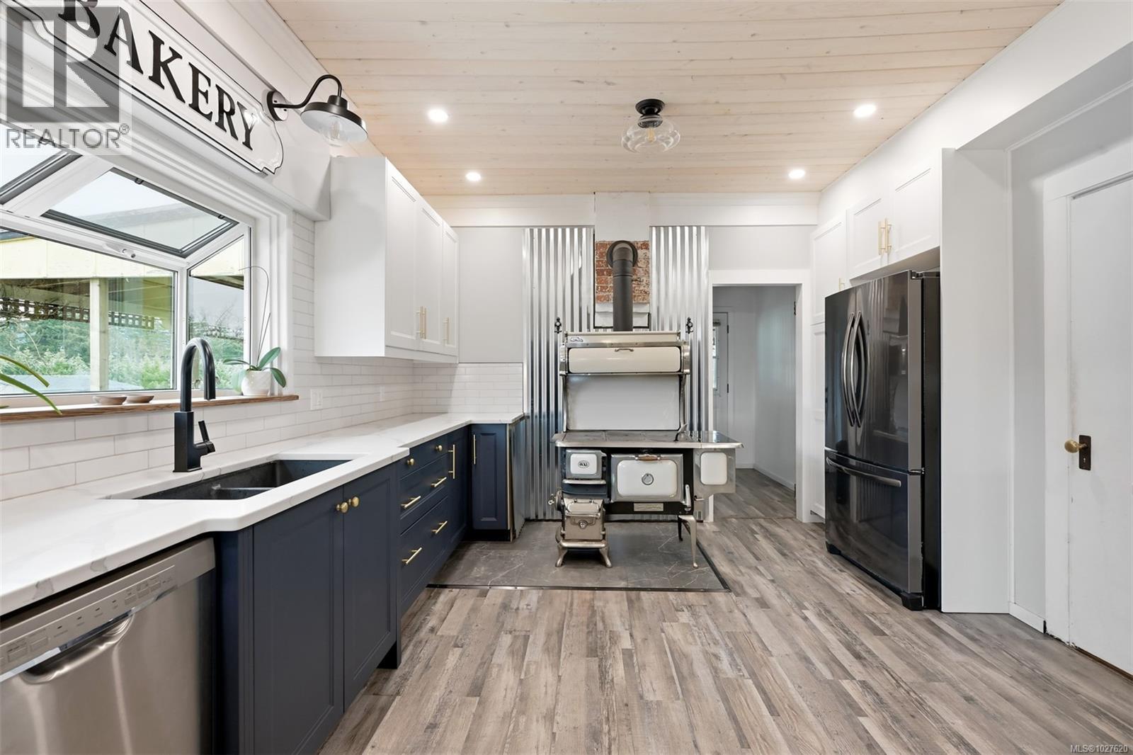 4890 Wilson Rd, Duncan