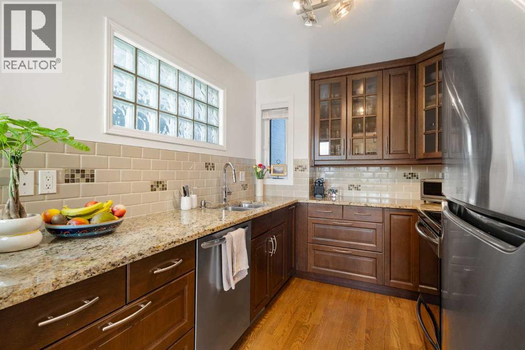 Single Family House for Sale in   Avenue SW South Calgary Calgary 