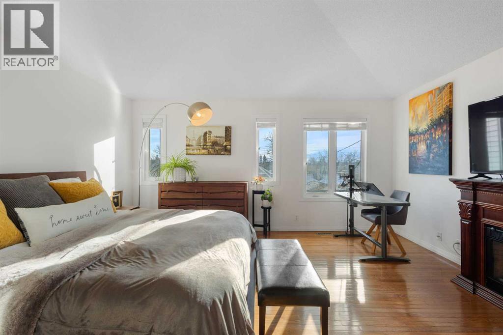 Single Family House for Sale in   Avenue SW South Calgary Calgary 