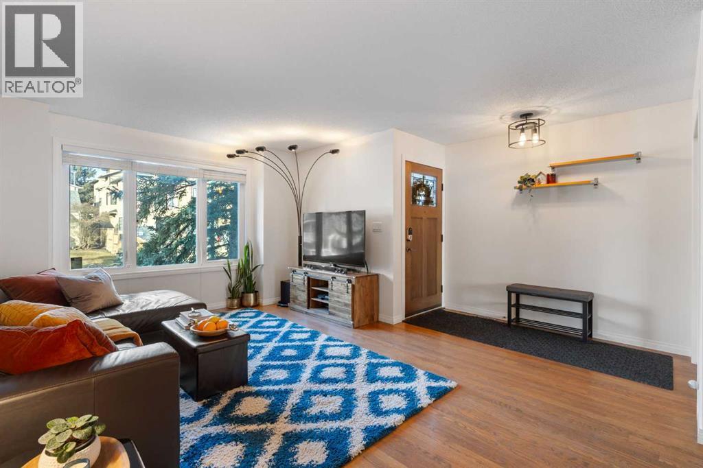 Single Family House for Sale in   Avenue SW South Calgary Calgary 