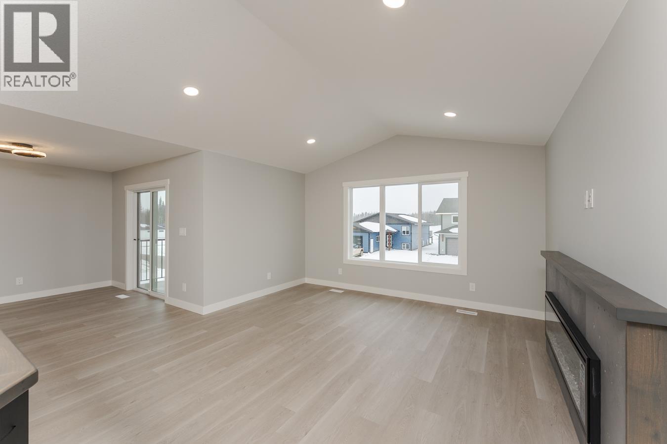 7240 HILLU ROAD - 13