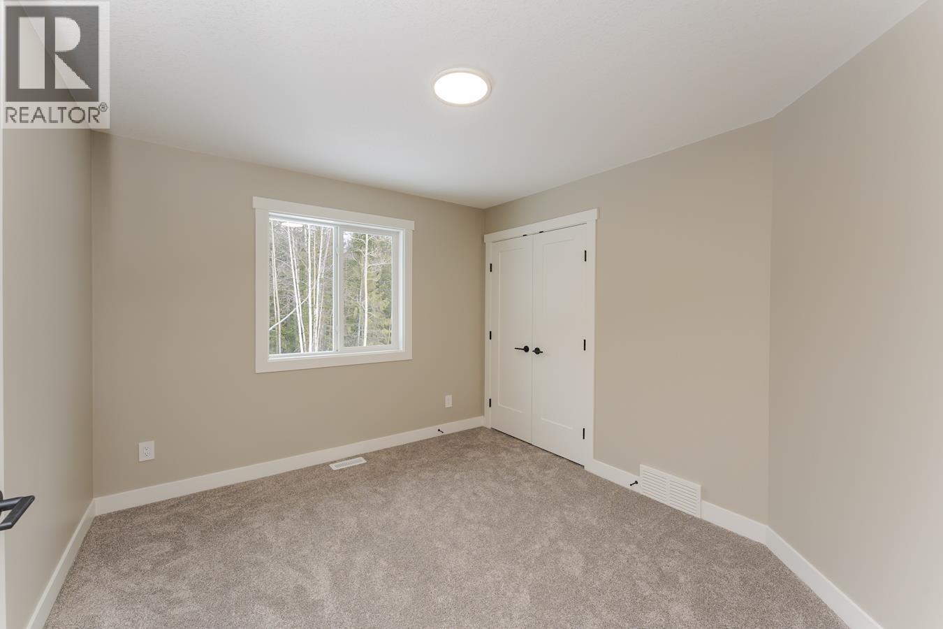 7240 HILLU ROAD - 23