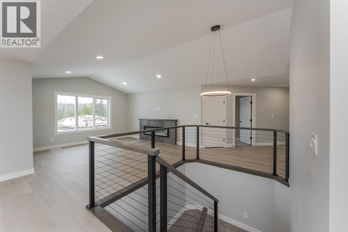 7240 HILLU ROAD - 3