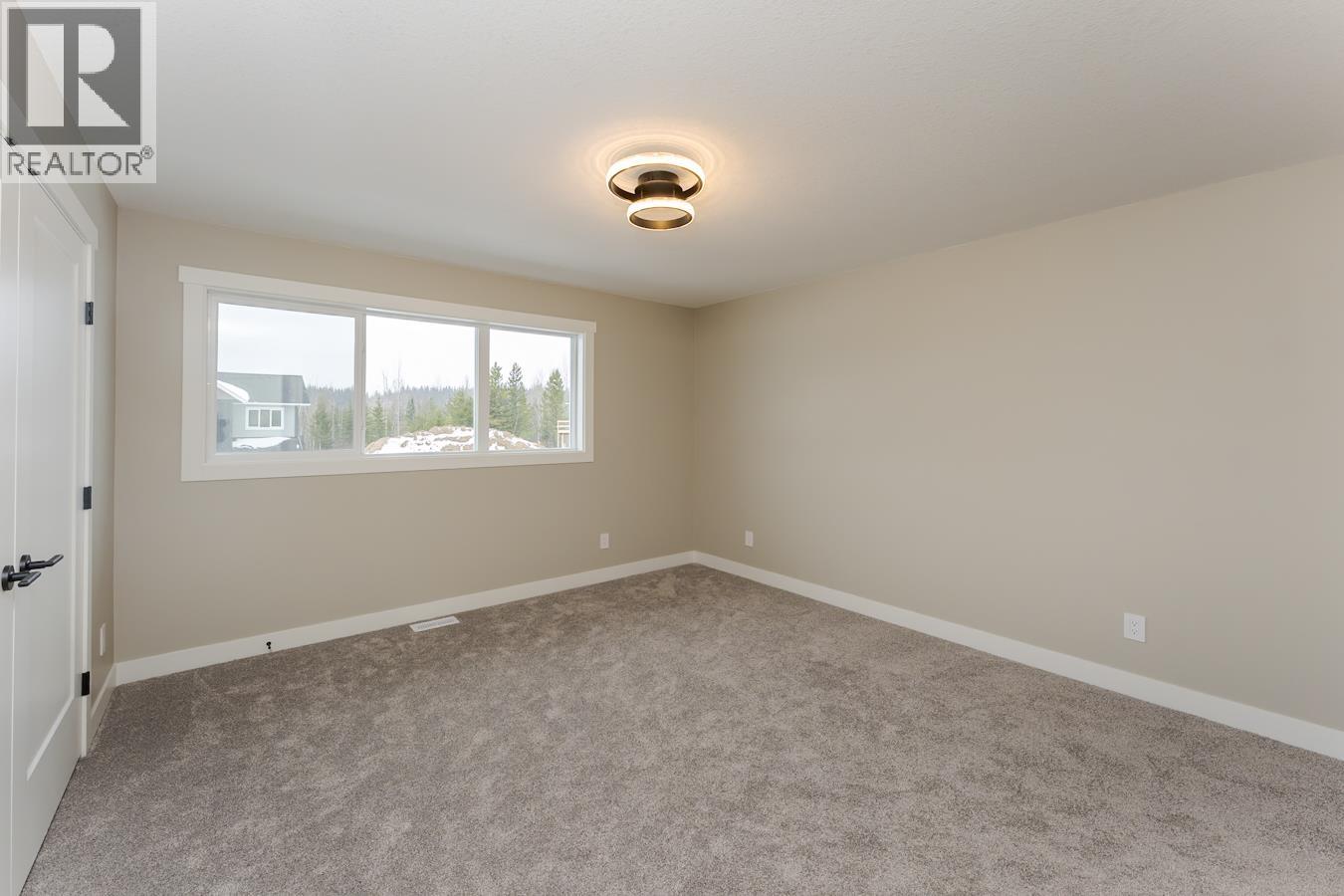 7240 HILLU ROAD - 22