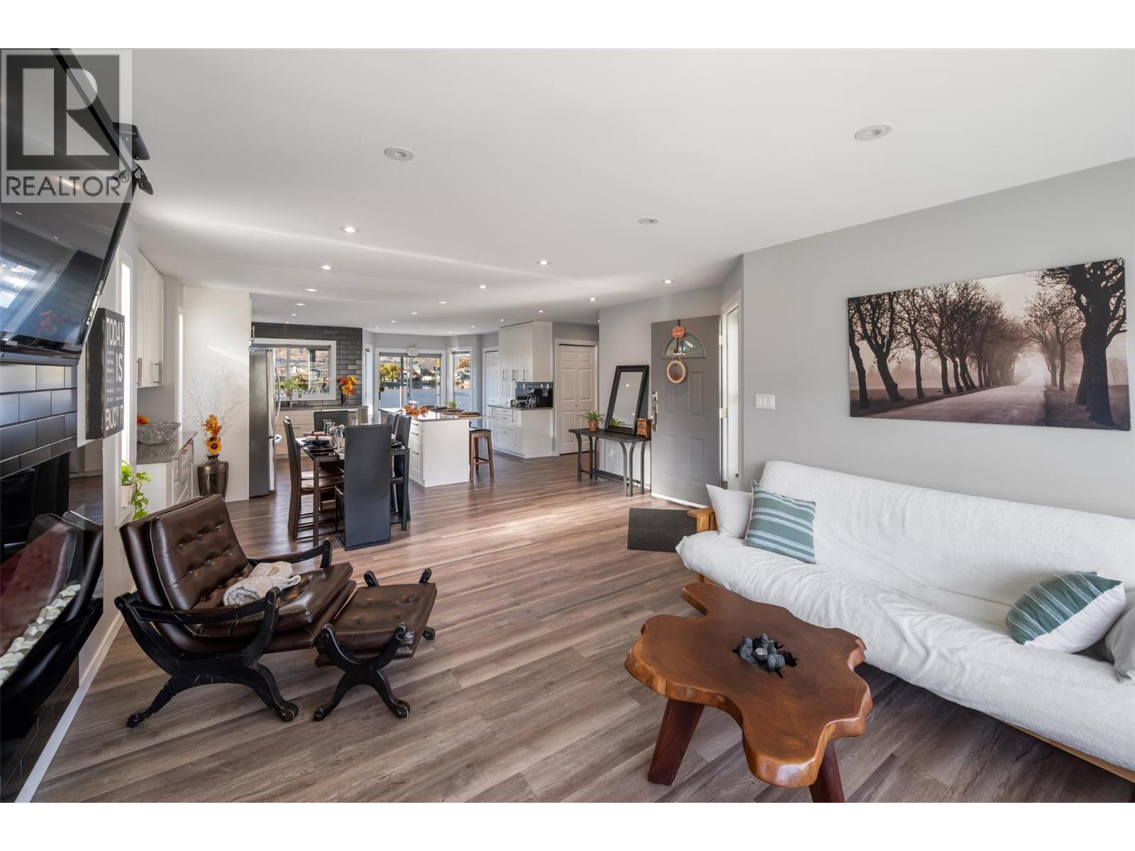 38 BAYVIEW Crescent, Osoyoos