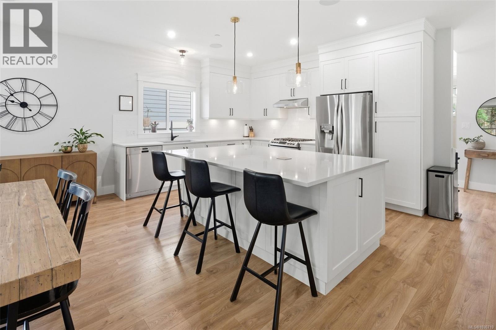 2504 WEST TRAIL CRT - 12