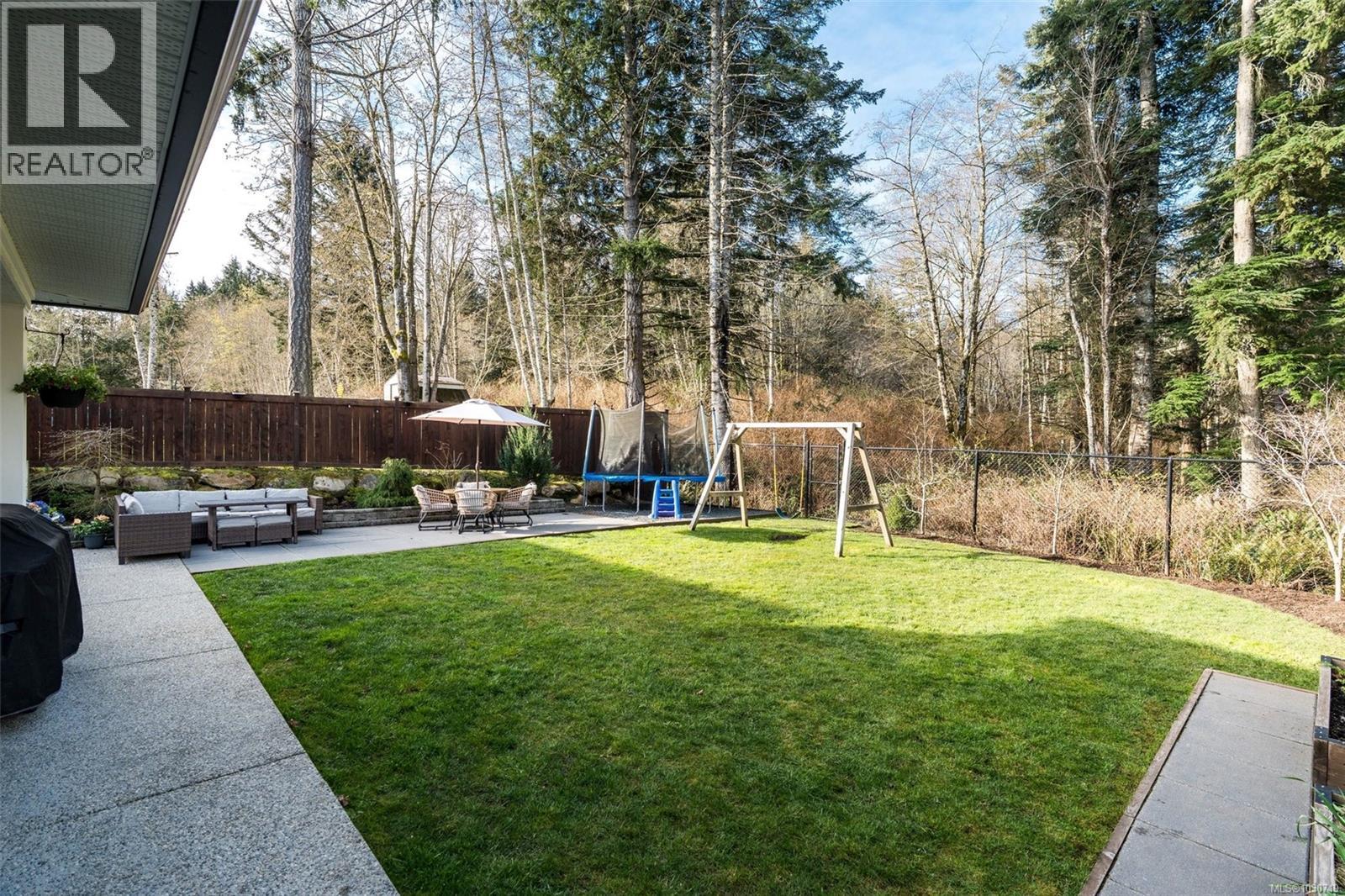 2504 WEST TRAIL CRT - 23