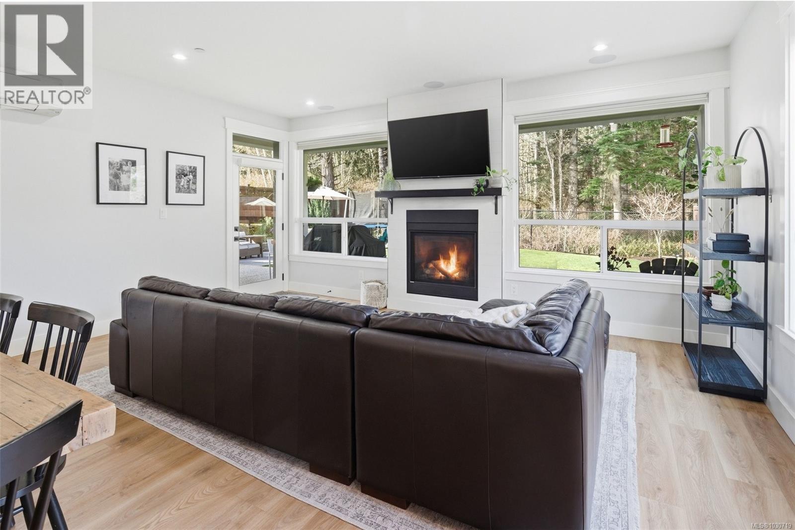 2504 WEST TRAIL CRT - 19