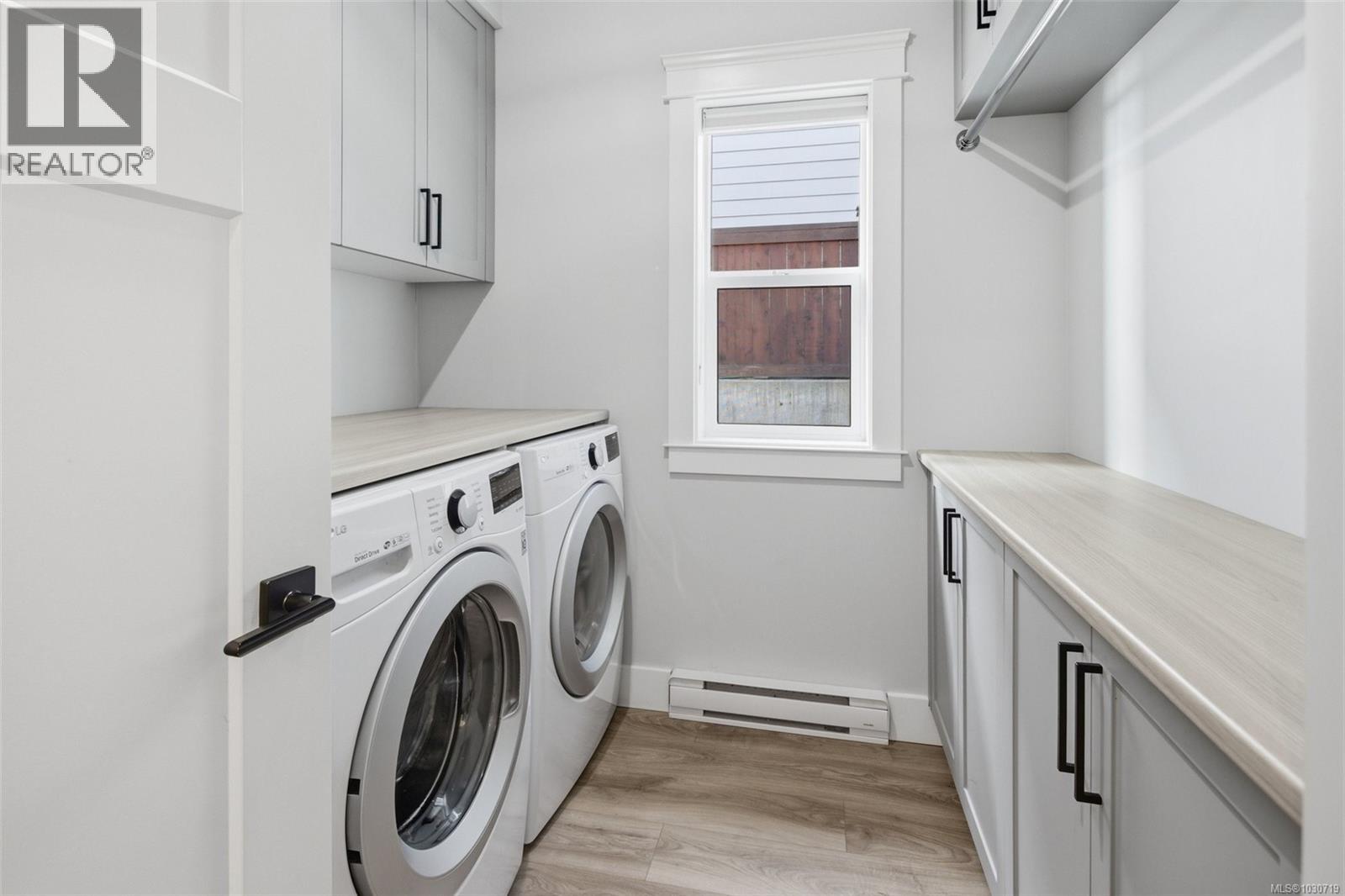 2504 WEST TRAIL CRT - 41