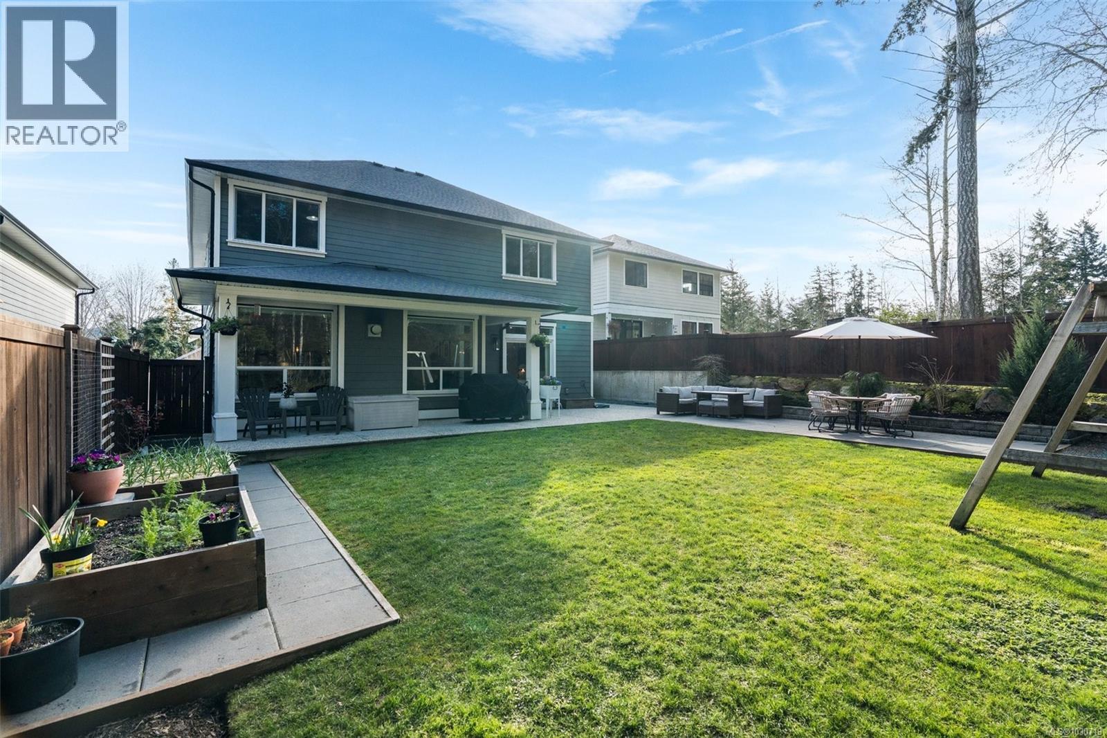 2504 WEST TRAIL CRT - 27