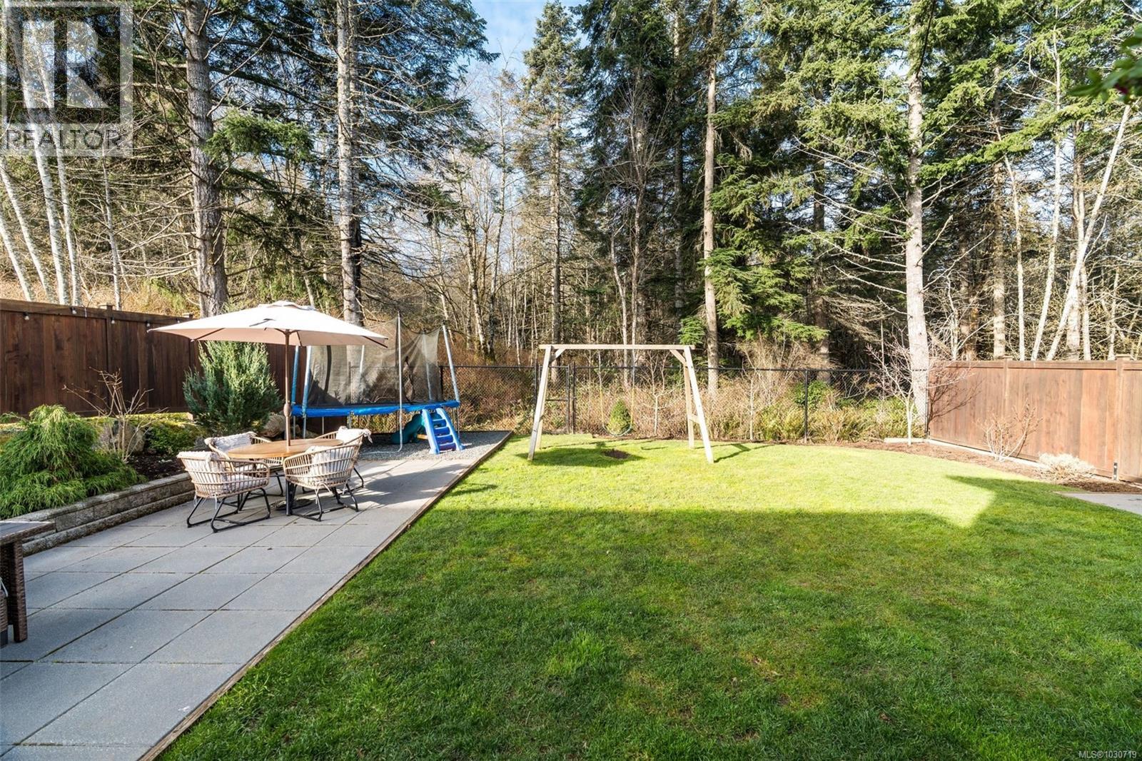 2504 WEST TRAIL CRT - 22