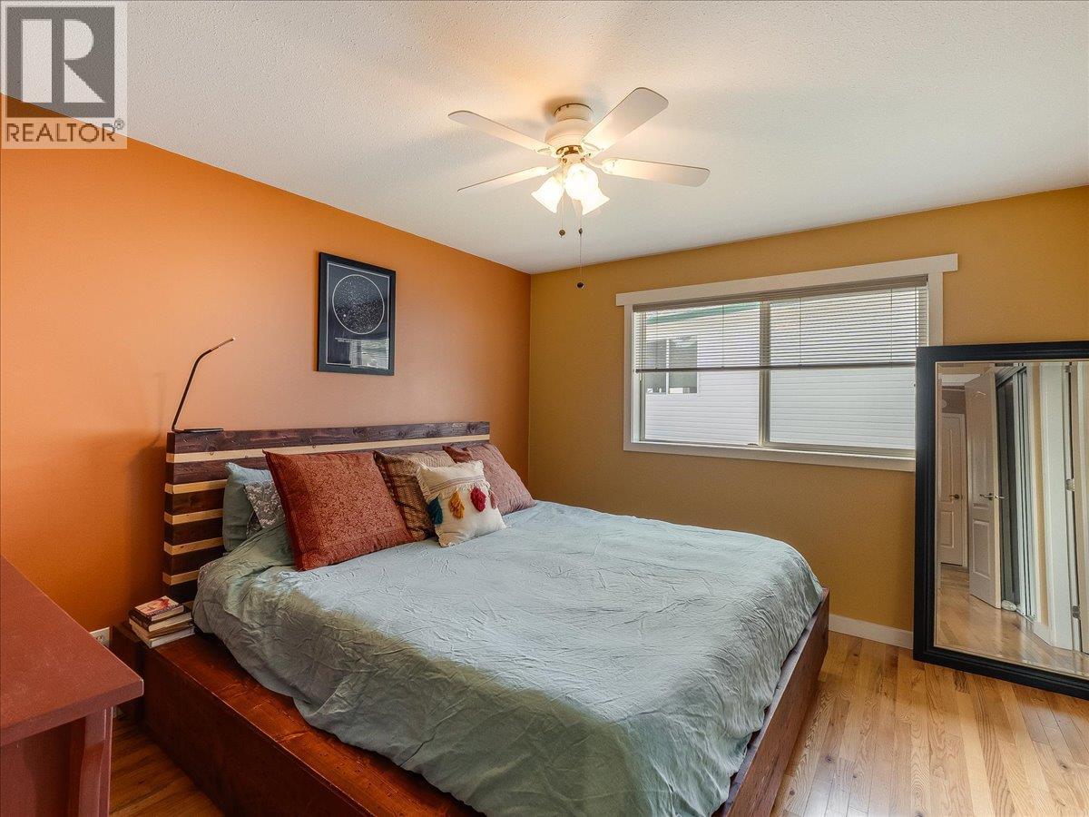 1448 Emerald Crescent, Castlegar