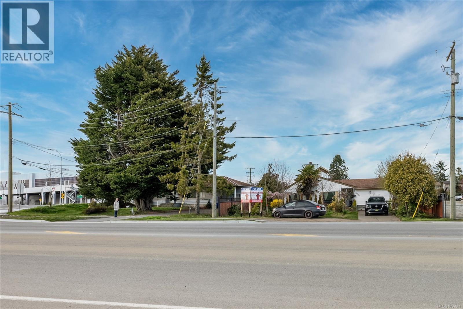  2094 Beacon Avenue, Sidney