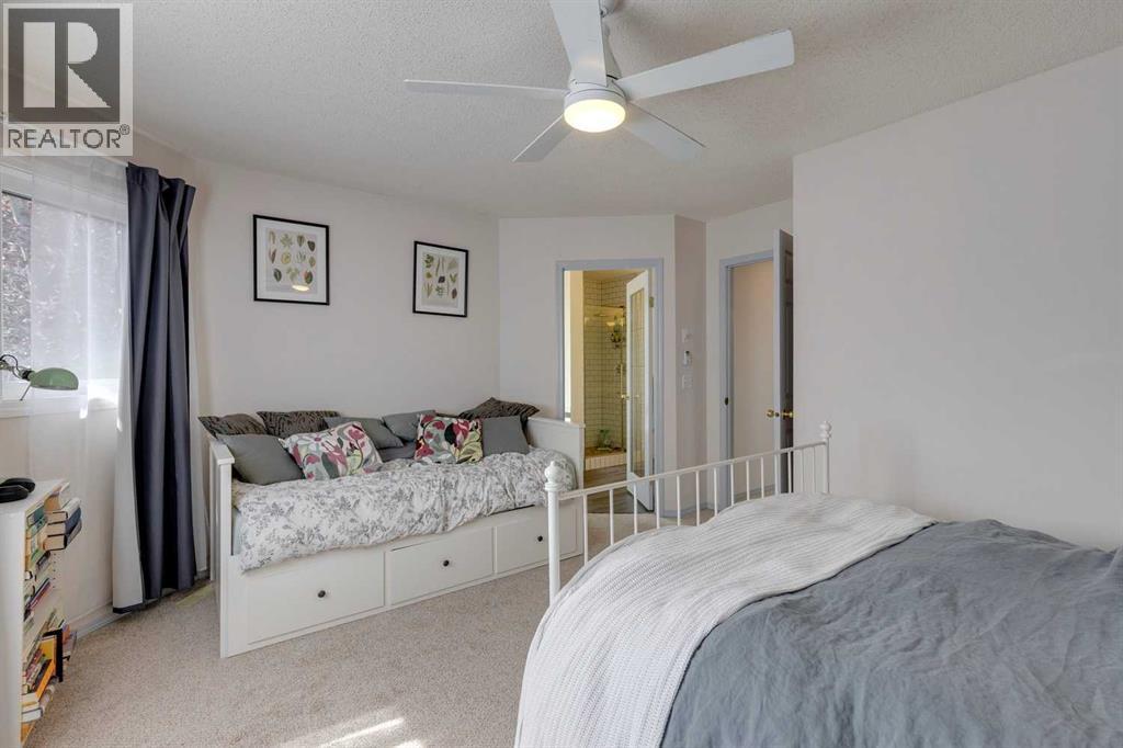 Single Family House for Sale in   Avenue NW Mount Pleasant Calgary 