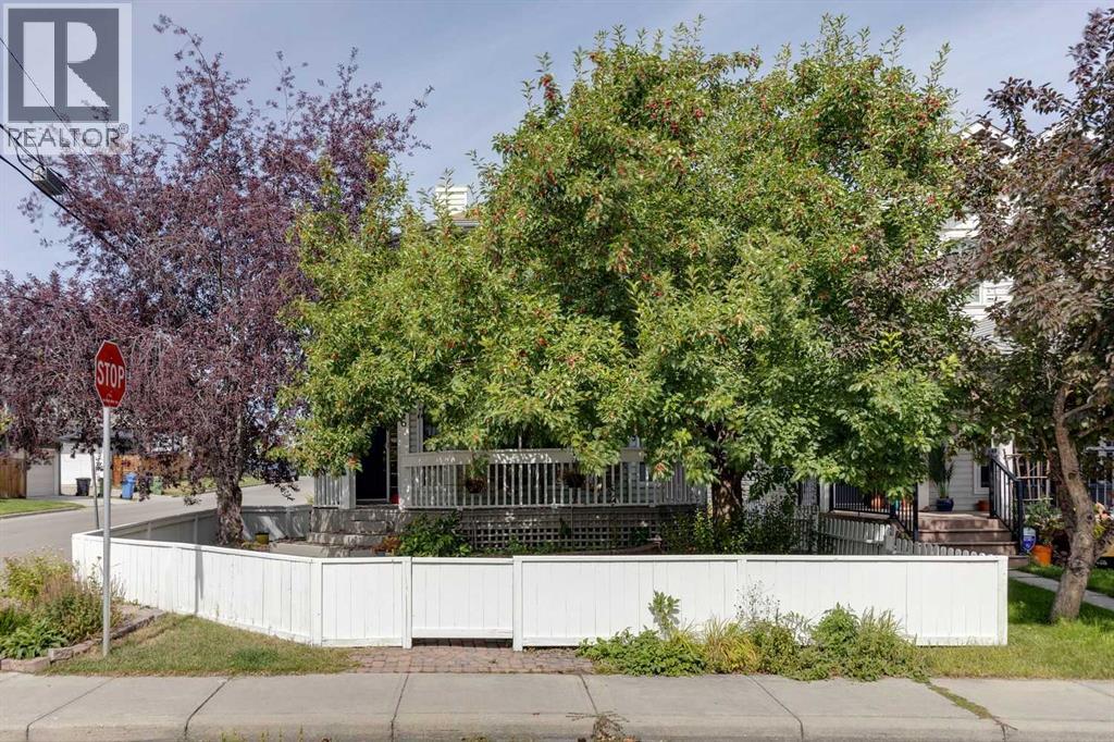 Single Family House for Sale in   Avenue NW Mount Pleasant Calgary 