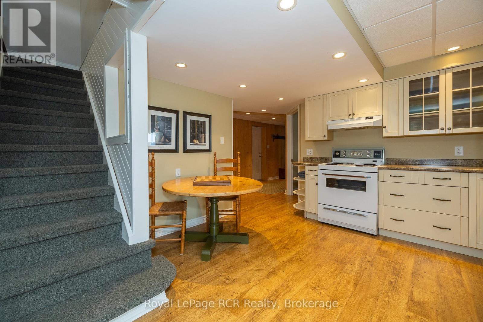 126 SUNSET POINT - 25