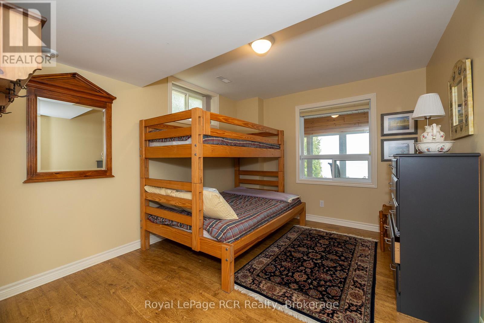 126 SUNSET POINT - 33